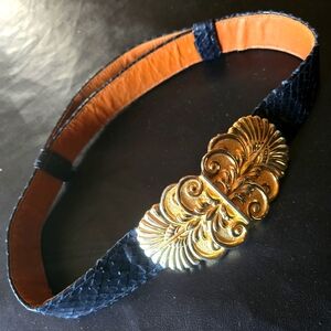 Vintage Alexis Kirk Black Snakeskin Gold Buckle Adjustable Belt 1980’s